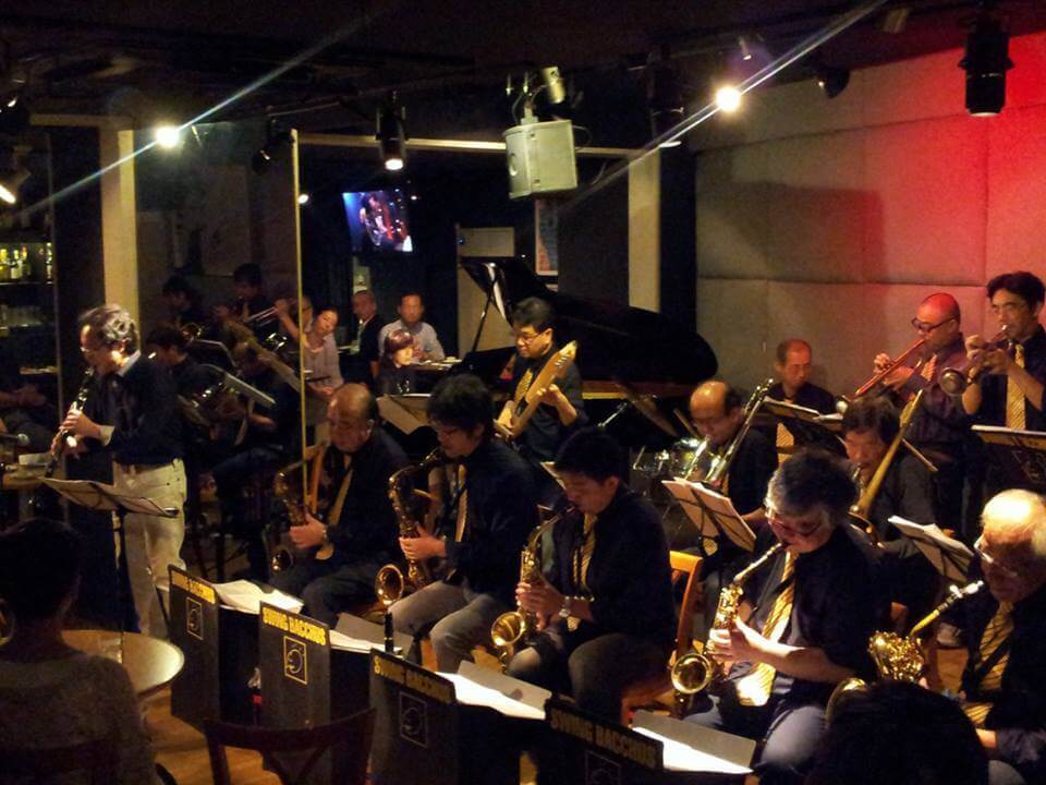東京倶楽部でのライブ風景